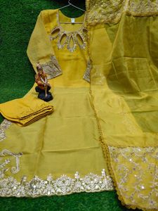 Available In 4 Colour Beautiful Festival Special