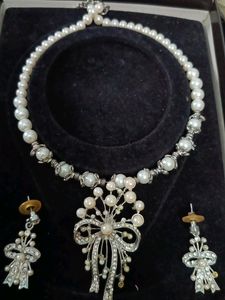 White Pearl Necklace Set