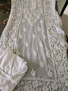 Slightly Used Chikankari White Kurti With Lining