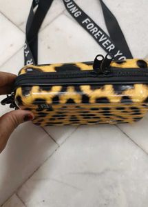 Trendy Crossbody Luxury Sling Box Bag For Girls