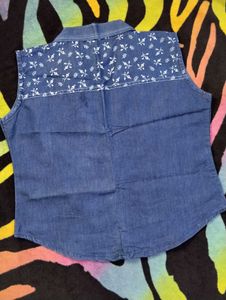 💙Denim Sleeveless Button-Down Top💙💫