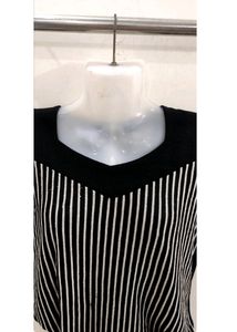 Top For Women&#39;s / Bust 38 / Length 22
