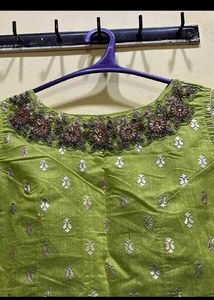 Green Skirt Model Suit Set