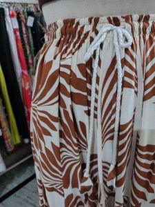 Leaf Print Maxi Skirt