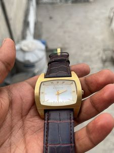Giordino Beautiful Square Watch