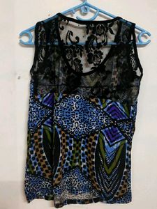 Patterned Lace Back Sleeveless Top