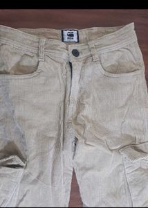 Cargo Chic: Stylish Beige Pants