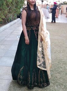 Designer Gown 🔥 from 2800 to 1000 rs...