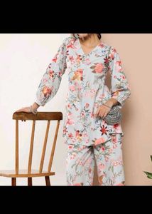 Floral V-Neck Long Sleeve Top