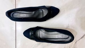 Suede Black Pump Heels/ 1.5 Inches Heel