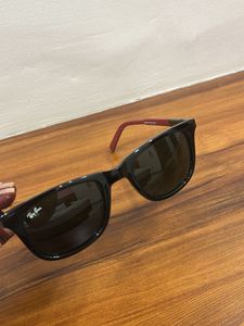 Ray-Ban Black Wayfarer Sunglasses