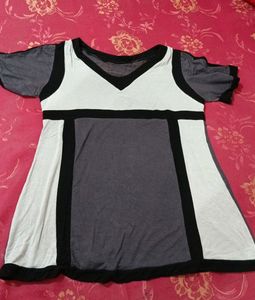 Woman&#39;s Multi Top