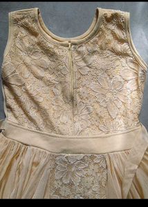 Very Beautiful And Elegant Pretty Golden Gown