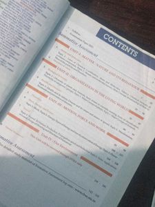 Oswaal CBSE Class 9 Science Question Bank
