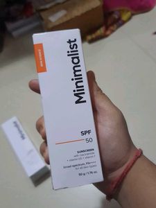Minimalist Sunscreen SPF 50