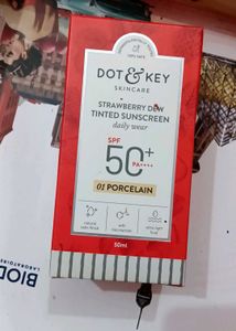 Dot and key strawberry dew tinted sunscreen