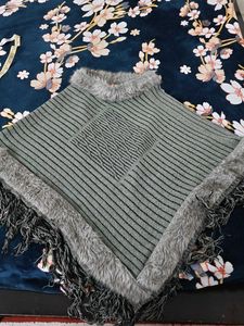 Cozy Green Poncho with Fur Trim