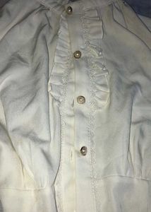 White Ruffled Vintage TOP✨