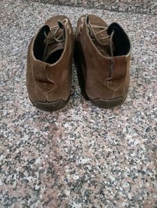 Stylish Suede Leather Boots + Spray Polish