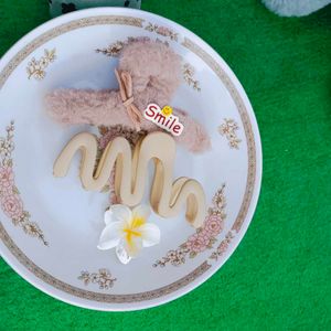 Fluffy Smile Hair Claw Clip