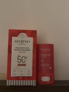 Dot&Key Strawberry Sunscreen Combo.