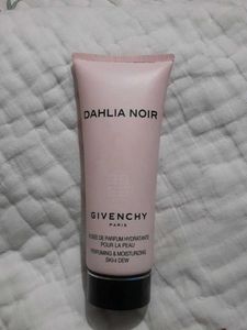 Givenchy Dahlia Noir Skin Dew