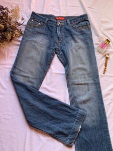 Mid Waist Jean