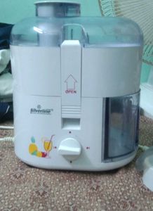 Juicer Machine