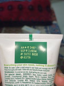 Simple Moisturising Facial Wash
