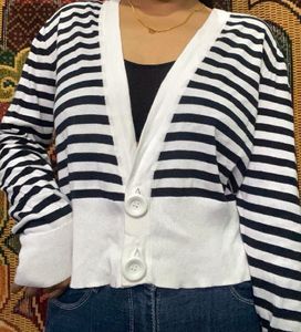 Korean Top