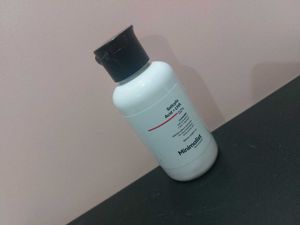 Minimalist Salicylic Acid Cleanser