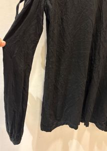 Chic Black Cutout Top