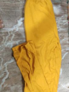 Utsa Chudidar Leggings