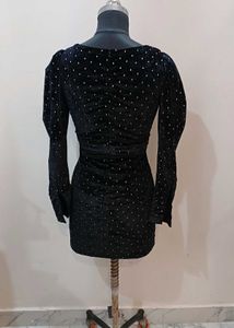 Elegant Black velvet Mini Dress
