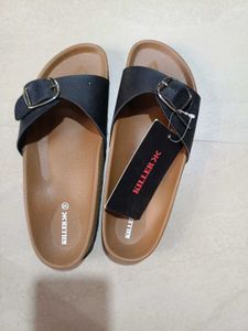 WOMEN&#39;S KillerX Black Buckle Slides, SIZE UK 5