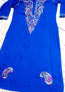 Chikenkari Kurti