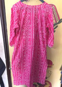 Beautiful Pink Colour Kurti With Sharara