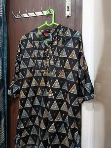 Black And Golden Print Short Kurti Tunic[ xl ]