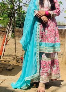 Beautiful Cotton Sarara Suit