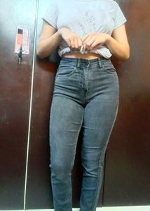 Skinny Jeans - Black Washed Denim