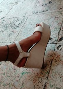 Branded Heels 👠