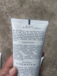 Oriflame Glow Essential Face Wash 125 Ml