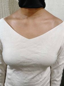 Eligent white knit top