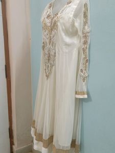 Elegant White &amp; Gold Anarkali