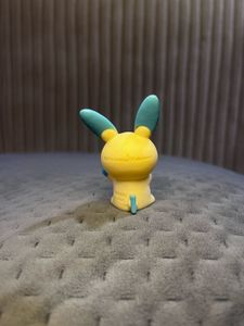 Pokemon MINUN Figure