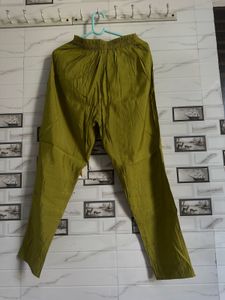 Elegant Green Ethnic Gown