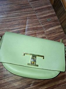 shoulder bag