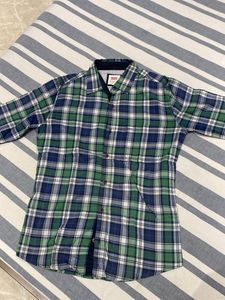 Levi&#39;s Plaid Shirt