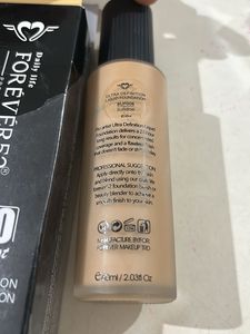 Bobbie Brown Foundation
