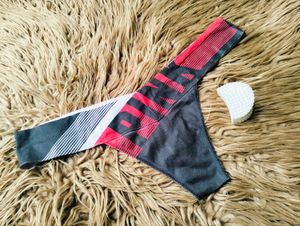 PINK by Victoria’s Secret Graphic Thong Panty